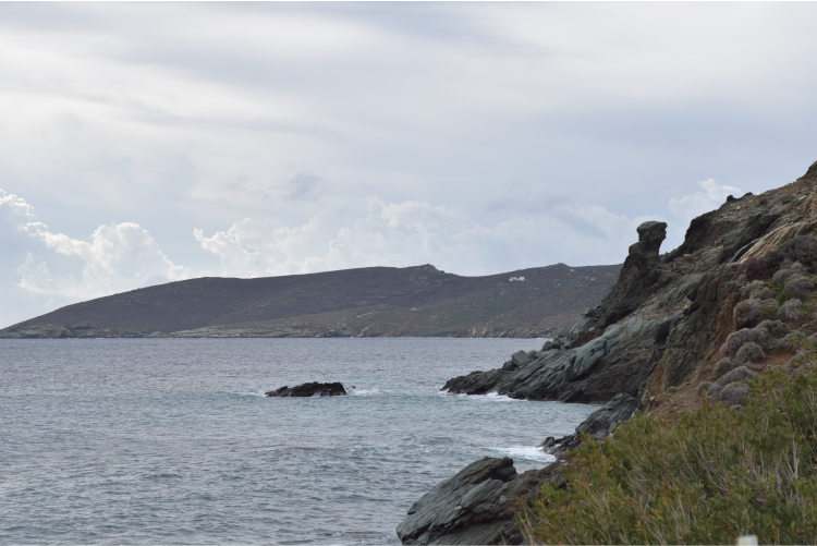 Aghios Dimitrios beach in Tinos, where the molds were made “in situ” from basalt and slate stones